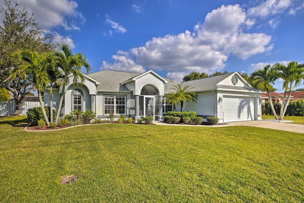 Sun-Dappled Cape Coral Oasis, 5 Mi To Beach! Villa Exterior photo